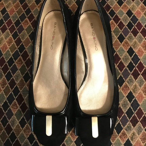 Bandolino Black Suede shoes. - Picture 2 of 5